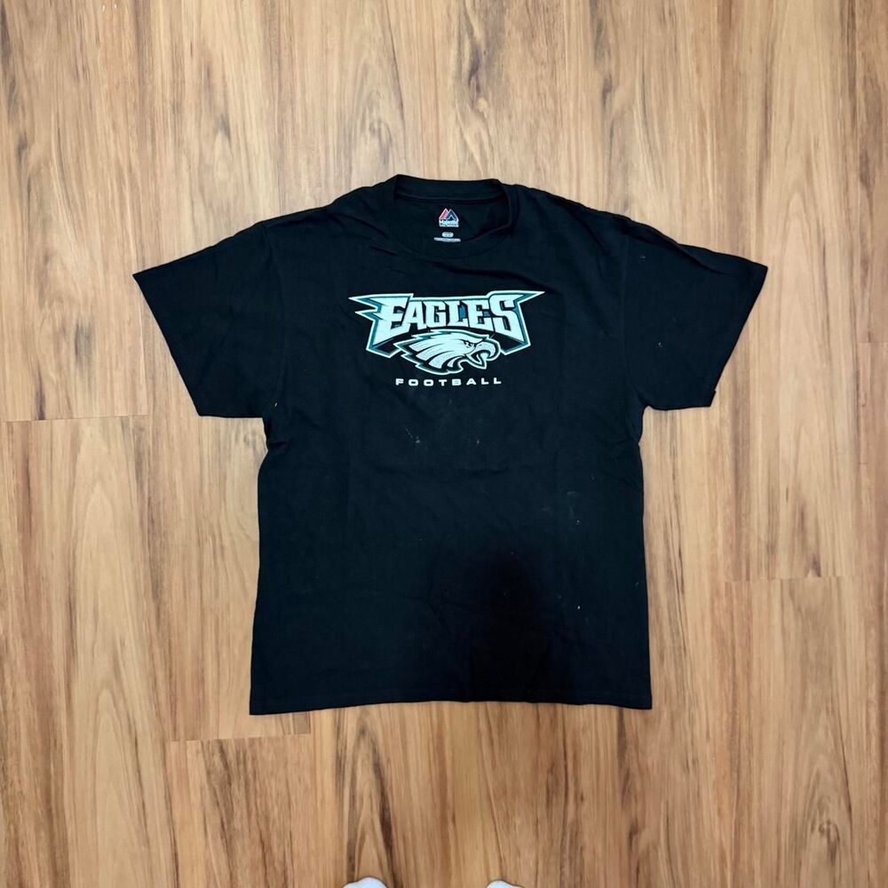 Majestic Athletic Philadelphia Eagles Spell Out Black Shirt Size Medium